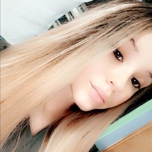 Meet your Posher, Cassandra